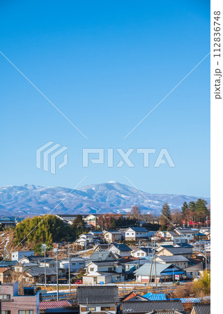 蓼科山と佐久市街地の風景【鼻顔稲荷神社より撮影】 蓼科山と佐久市街地の風景【鼻顔稲荷神社より撮影】 112836748
