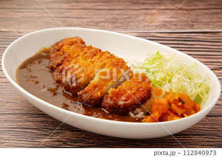 カツカレー 112840973