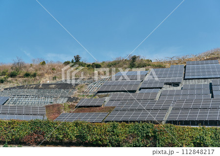 ソーラーパネル ソーラーパネル 112848217