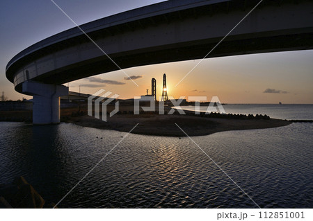 日の出の風景 112851001