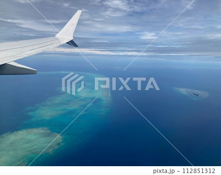 飛行機から見た風景 112851312