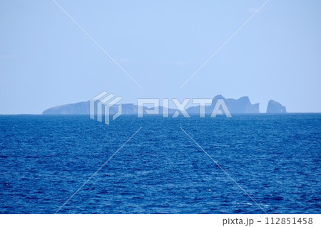 【東京】小笠原諸島の風景 112851458