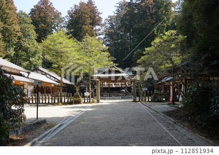 奈良県都祁地方の都祁水分神社 奈良県都祁地方の都祁水分神社 112851934
