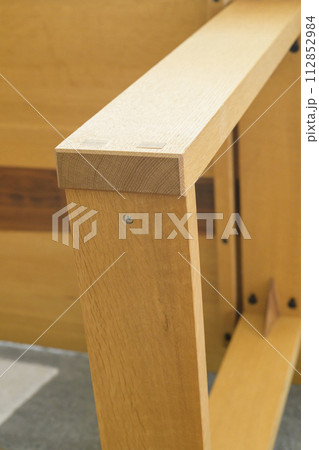 家具の脚によるキズ防止（ビフォーアフター） 112852984