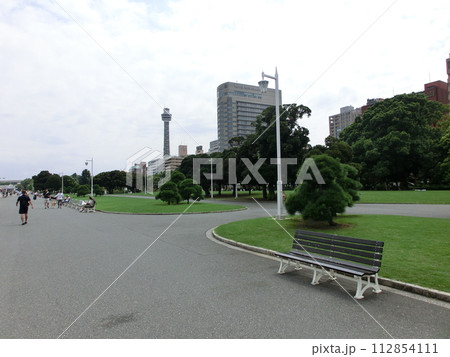 横浜の山下公園 横浜の山下公園 112854111