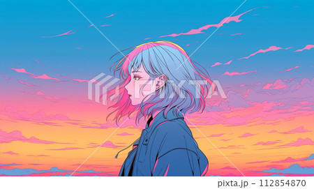 夕焼けに染まる空と女性の横顔 112854870