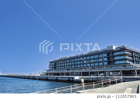 横浜港 新港ふ頭8号岸壁 横浜ハンマーヘッド 横浜港 新港ふ頭8号岸壁 横浜ハンマーヘッド 112857903