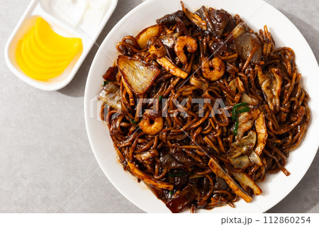 Platter Jjajangmyeon with stir-fried noodles in Jjajang sauce Platter Jjajangmyeon with stir-fried noodles in Jjajang sauce 112860254