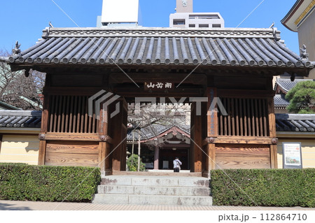 福岡市博多区の東長寺 福岡市博多区の東長寺 112864710