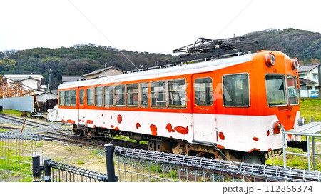 倉敷市児島で下津井電鉄の廃線跡、風の道に保存されてる旧下津井駅と旧車両 112866374