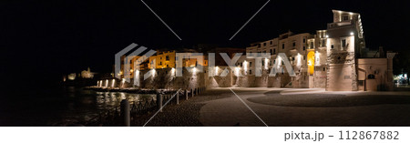 Beautifully illuminated city wall at the coast of Vieste in Gargano, Southern Italy 112867882