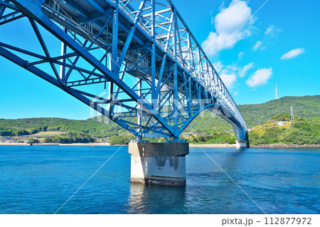 【黒之瀬戸大橋】 鹿児島県出水郡長島町 112877972