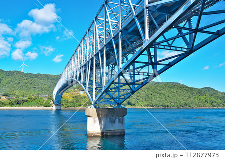【黒之瀬戸大橋】 鹿児島県出水郡長島町 【黒之瀬戸大橋】 鹿児島県出水郡長島町 112877973