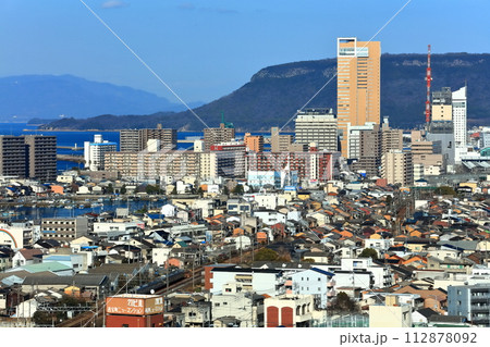 【香川県】高松市街地の風景 112878092