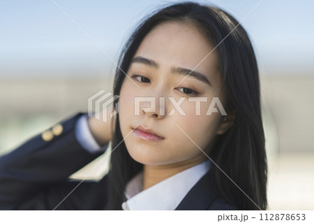 女子高校生　　ポートレート 112878653