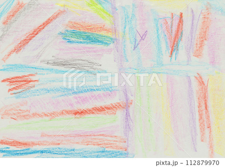 画用紙に描いた色鉛筆のカラフルな背景 画用紙に描いた色鉛筆のカラフルな背景 112879970