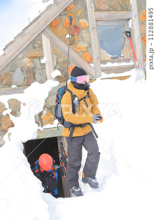 バックカントリースキー 112881495