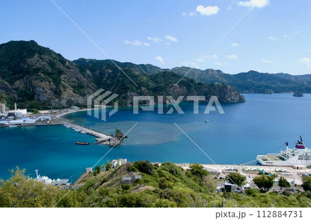 【小笠原】パノラマ展望台から見る二見港 112884731