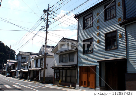 佐賀県有田町 風情あるやきものの町の散策コースの風景 佐賀県有田町 風情あるやきものの町の散策コースの風景 112887428