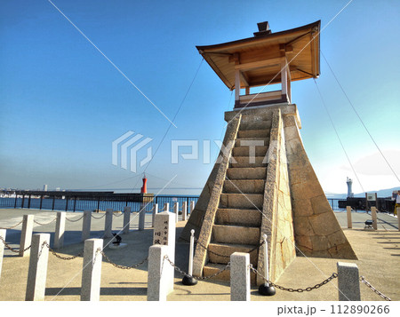 明石港旧灯台（旧波門崎燈籠堂） 112890266