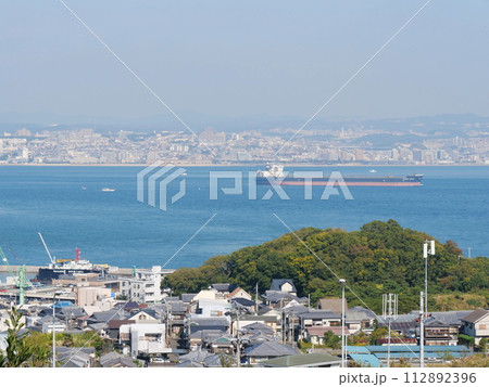 海辺の街並み 海辺の街並み 112892396