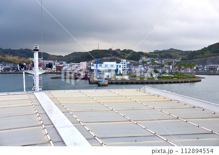 長崎県壱岐市印通寺港から佐賀県唐津東港までの船旅風景(2022年) 長崎県壱岐市印通寺港から佐賀県唐津東港までの船旅風景(2022年) 112894554