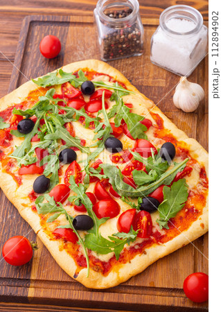 Traditional italian pizza with vegetables 112894902