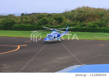 長崎県壱岐市壱岐空港とその周辺の風景(2022年) 112896034