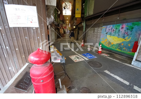 福岡県北九州市小倉北区にある市民の台所旦過市場 112896318