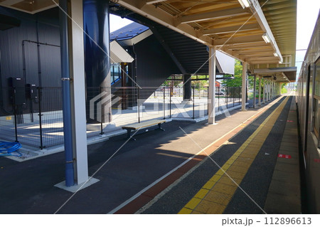 唐津線西唐津駅から筑肥線鹿屋駅までの車窓風景(2022年) 112896613