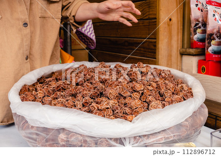 台湾　食べ物　梅干し 112896712