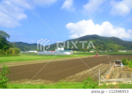 筑肥線鹿屋駅から越前前原駅までの車窓風景(2022年) 筑肥線鹿屋駅から越前前原駅までの車窓風景(2022年) 112896953