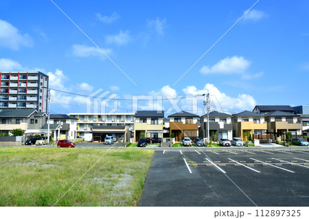 筑肥線越前前原駅から姪浜駅までの車窓風景(2022年) 筑肥線越前前原駅から姪浜駅までの車窓風景(2022年) 112897325