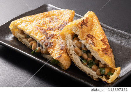 納豆の油揚げ詰め焼き 112897381