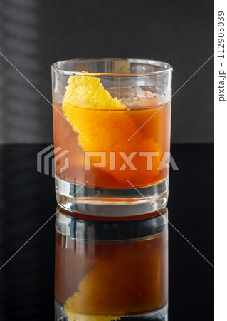 Hunter's tea cocktail 112905039