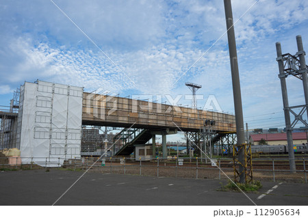 解体される駅舎 解体される駅舎 112905634