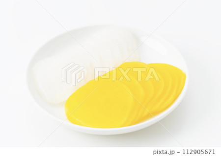 漬物　白背景 112905671