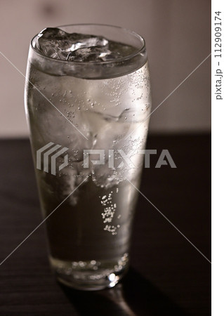 深夜の一人呑みイメージ 112909174