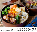 鶏の醤油麹漬け焼き弁当 112909477