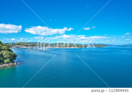 【伊唐大橋からの風景】 鹿児島県出水郡長島町 【伊唐大橋からの風景】 鹿児島県出水郡長島町 112909493