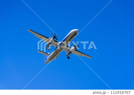 《飛行機》ボンバルディア　Bombardier DHC-8 Dash8　DHC-8-400 112916707