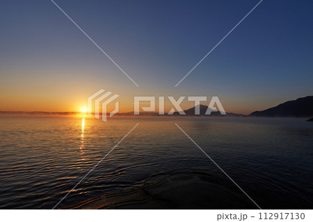 なぎさ公園あいらの美しい元旦の景色 なぎさ公園あいらの美しい元旦の景色 112917130