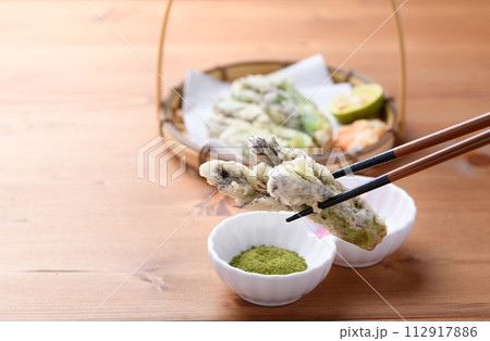 山菜の王様 タラの芽の天ぷら 112917886