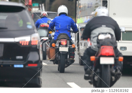 高速道路の渋滞 高速道路の渋滞 112918192