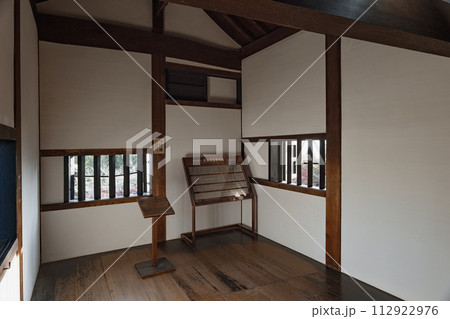 愛知 犬山城 国宝天守のつけ櫓内部 112922976