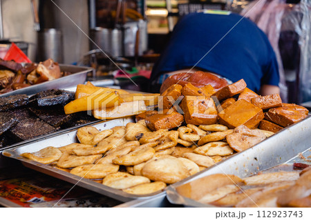 台湾 屋台 食事 台湾 屋台 食事 112923743
