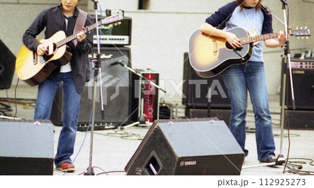 野外コンサート　ライブ 112925273