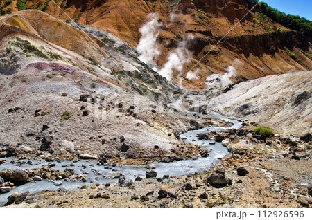 北海道 登別地獄谷の風景 北海道 登別地獄谷の風景 112926596
