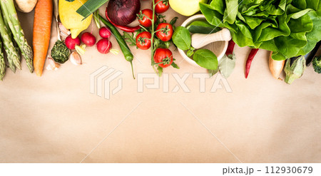 vegetables 112930679