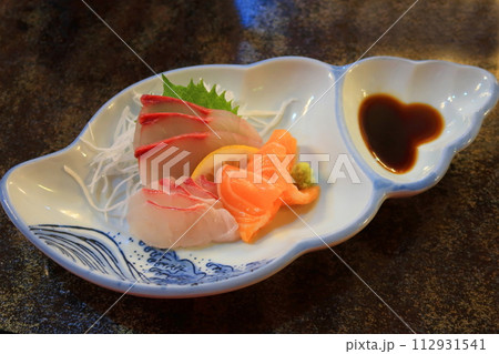 旅館の夕食 旅館の夕食 112931541